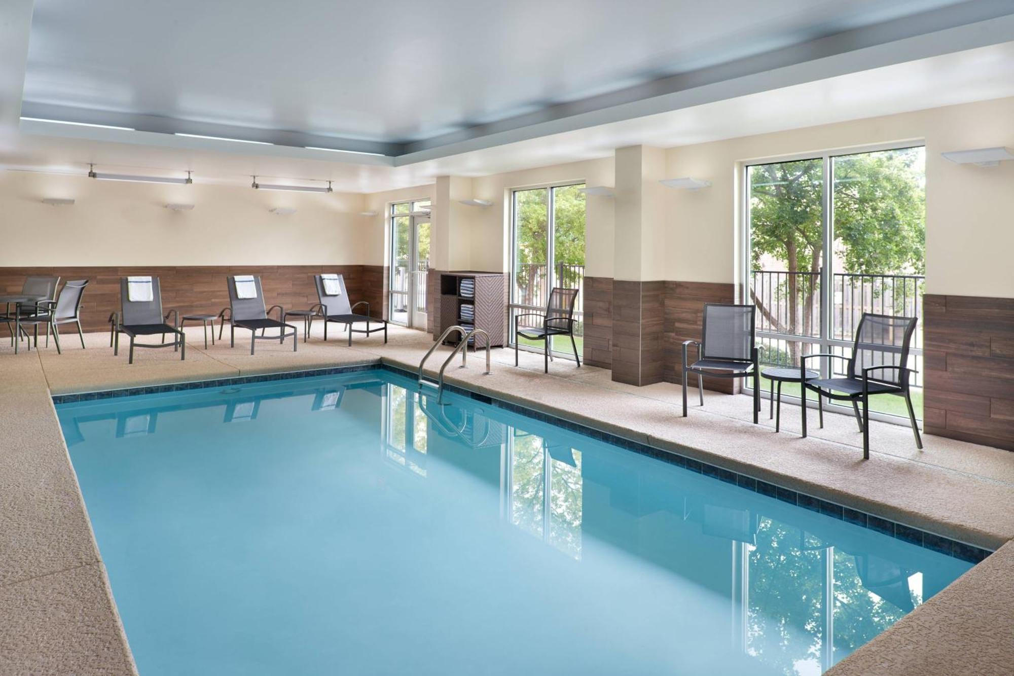 Hotel Fairfield & By Marriott Athens-university Area 3*
