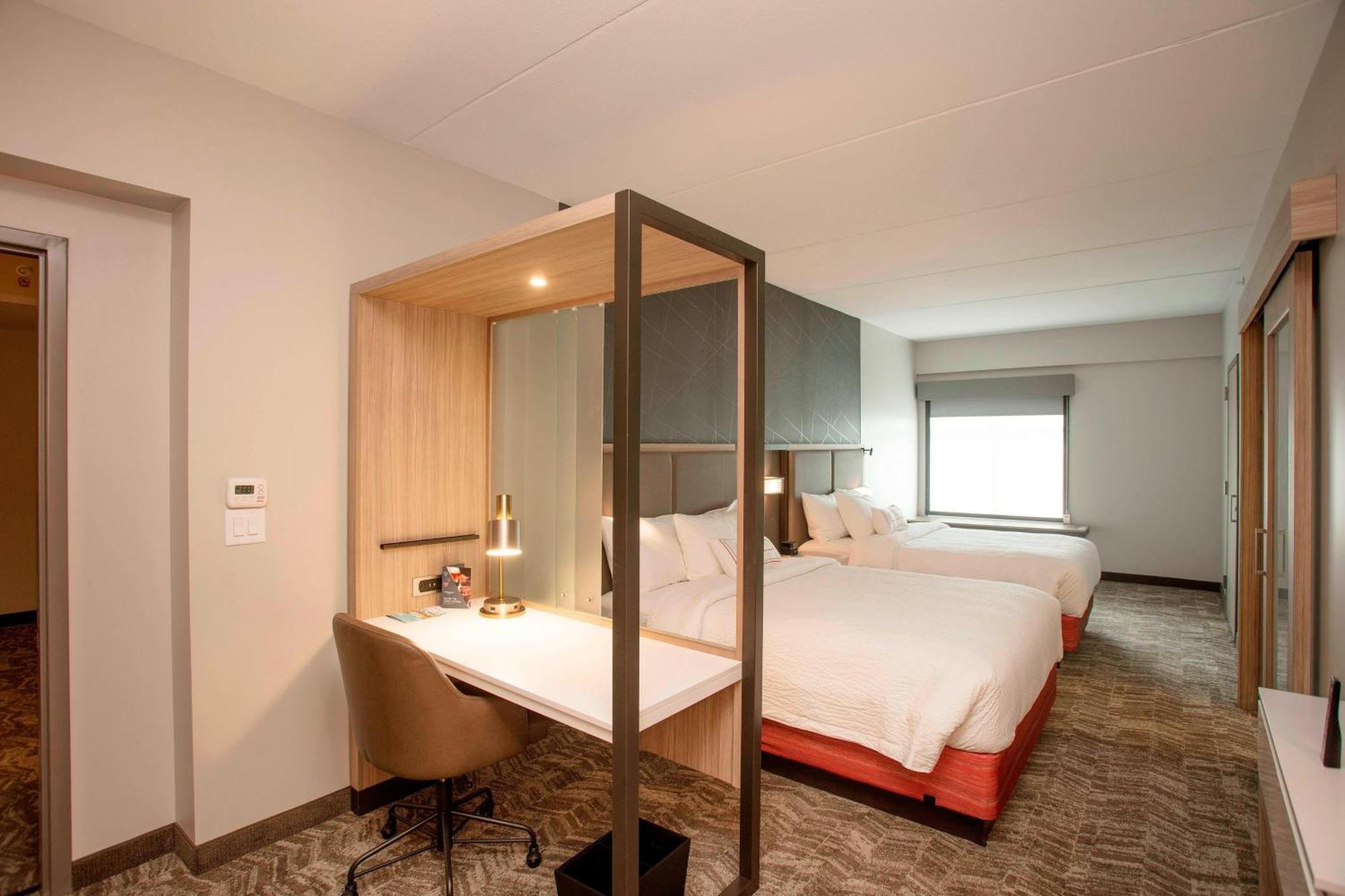 Hotel Springhill By Marriott Downtown/university Area 3*