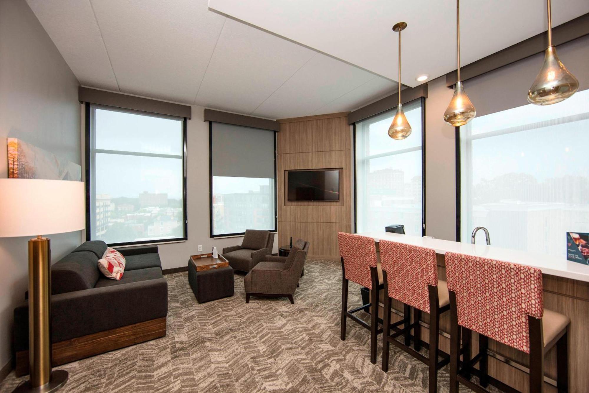 Springhill By Marriott Downtown/university Area Hotel 3*