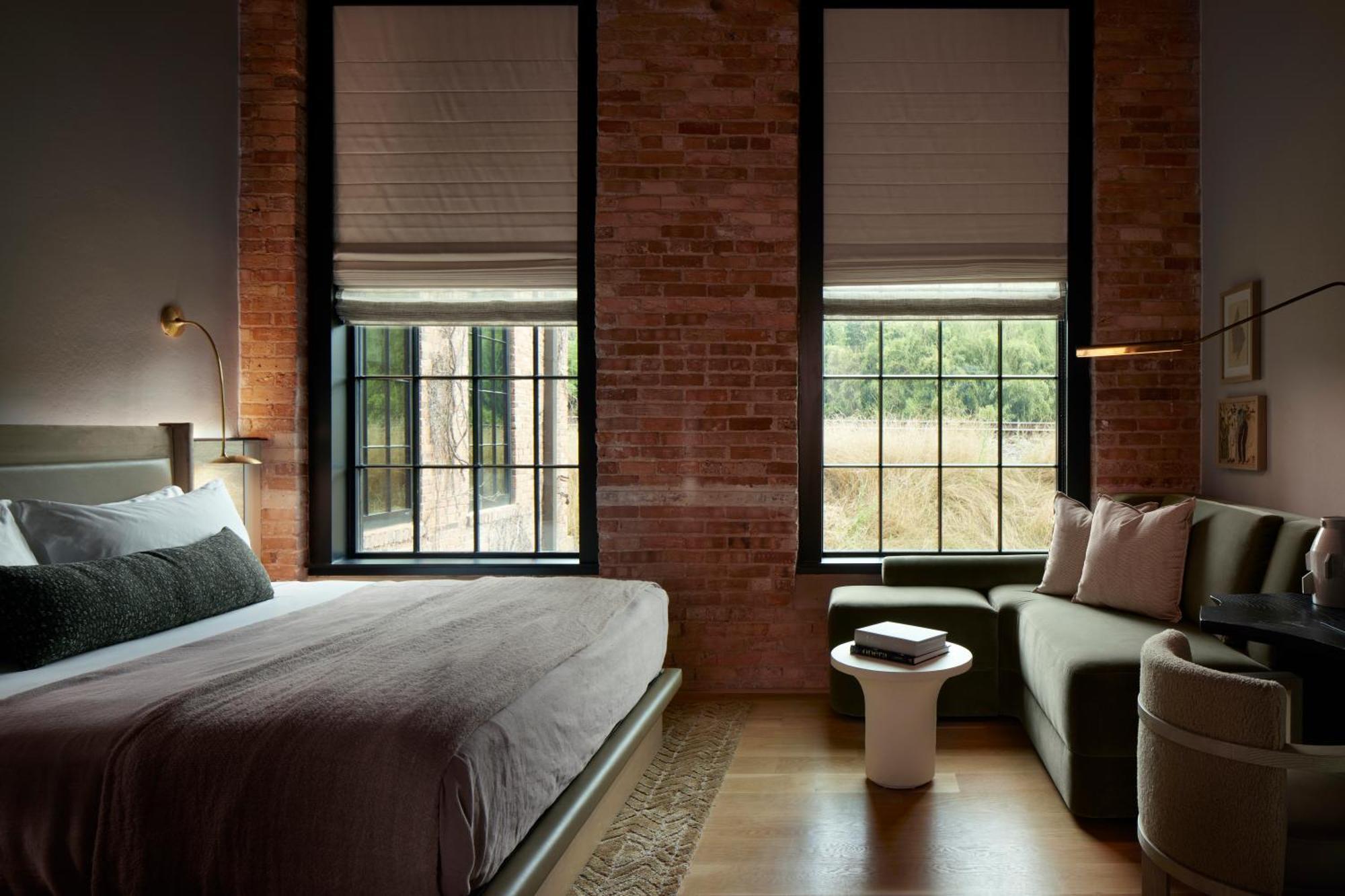 Hotel Rivet House
