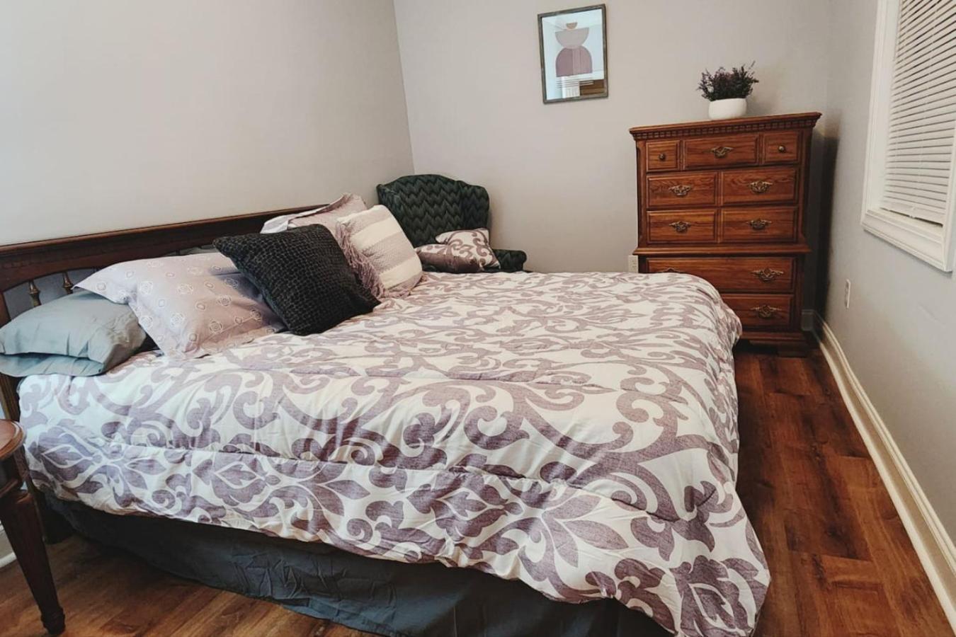Charming Cute Convenient 2 Mi To Downtown And Uga Holiday home