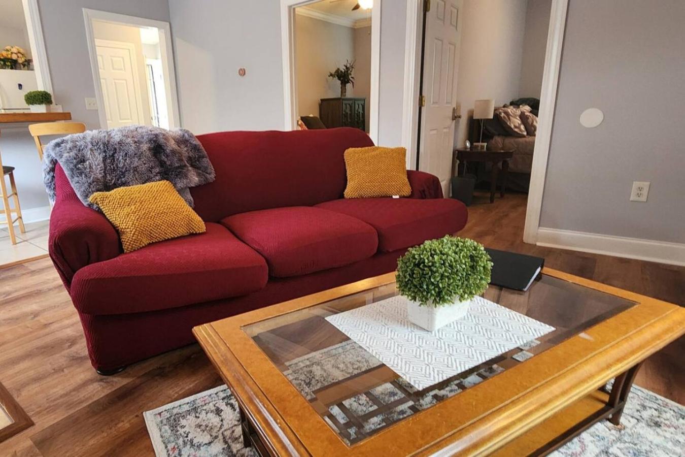 Holiday home Charming Cute Convenient 2 Mi To Downtown And Uga *