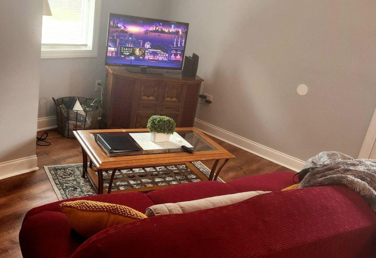 Charming Cute Convenient 2 Mi To Downtown And Uga Holiday home