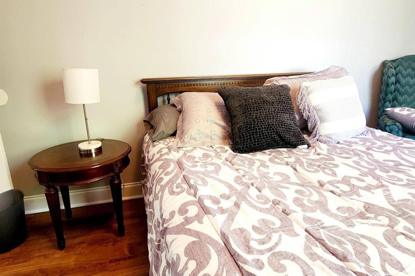 Holiday home Charming Cute Convenient 2 Mi To Downtown And Uga *