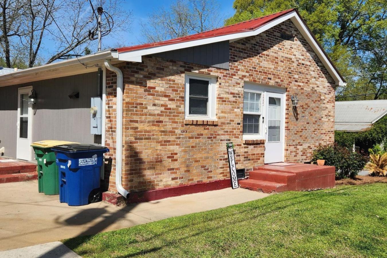 Holiday home Charming Cute Convenient 2 Mi To Downtown And Uga Athens