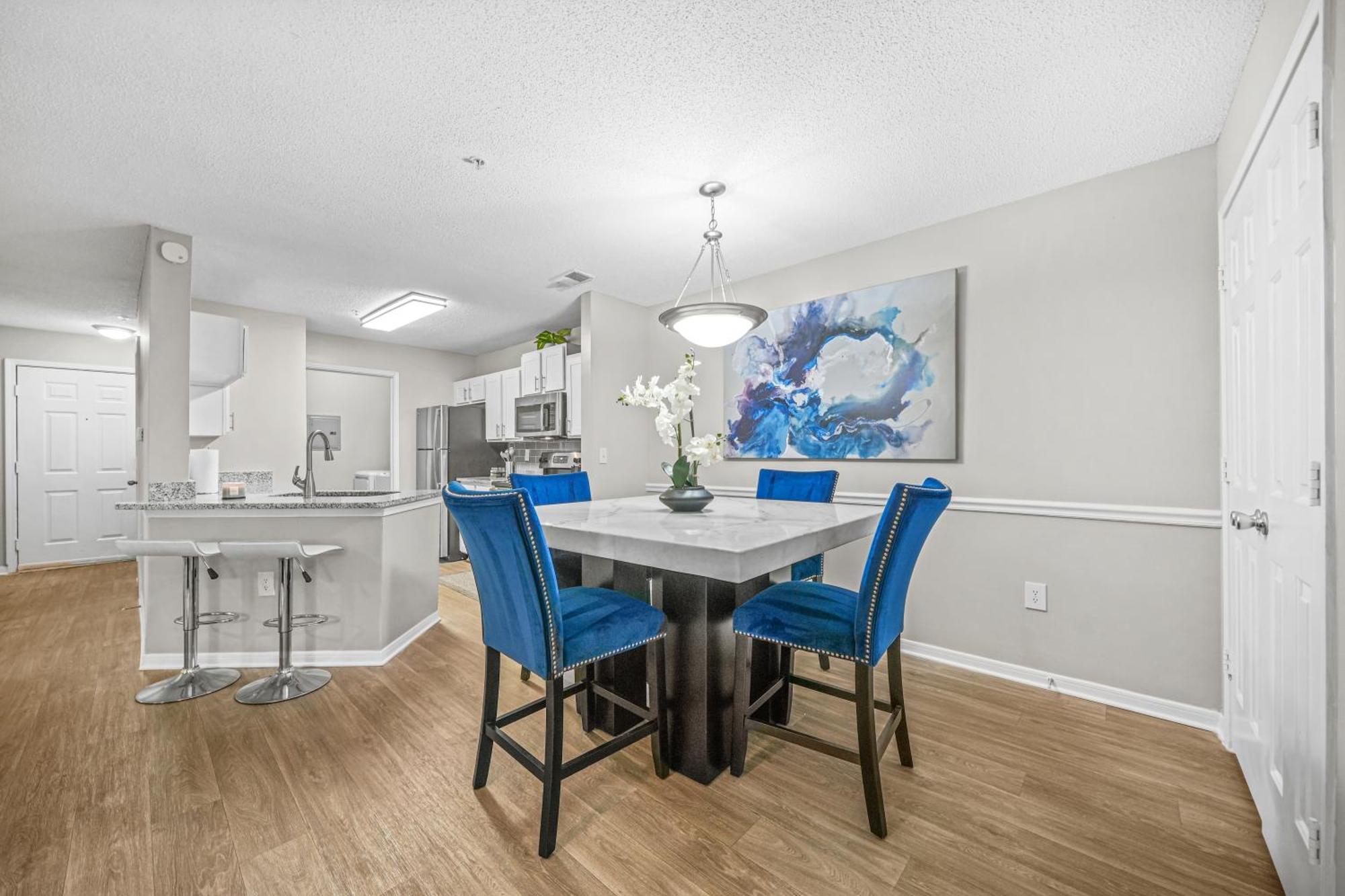 Lux 3br, Prime Location Near Uga & Downtown