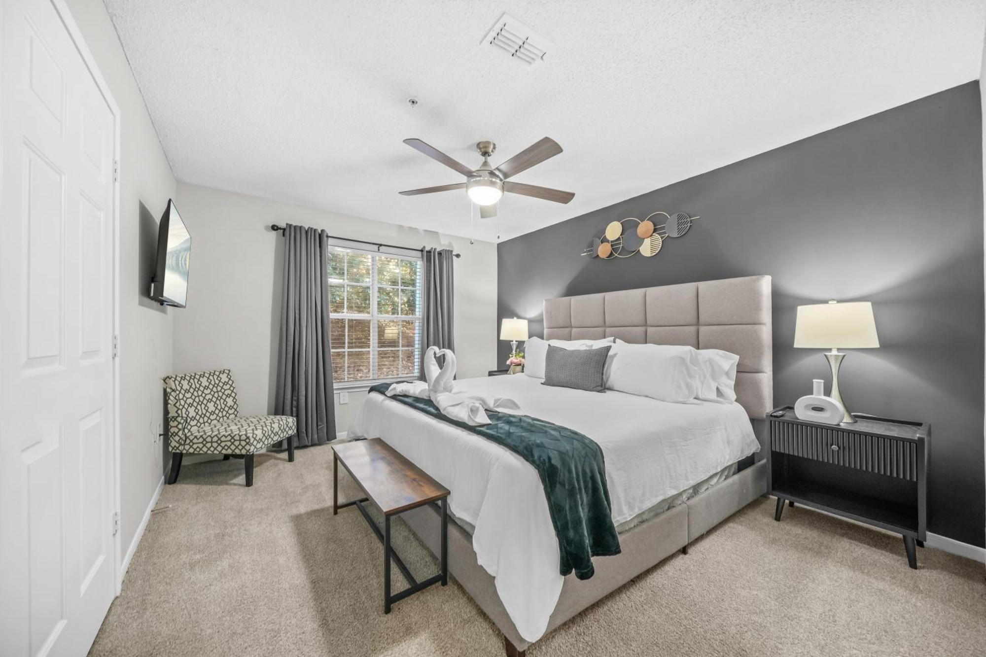 Lux 3br, Prime Location Near Uga & Downtown