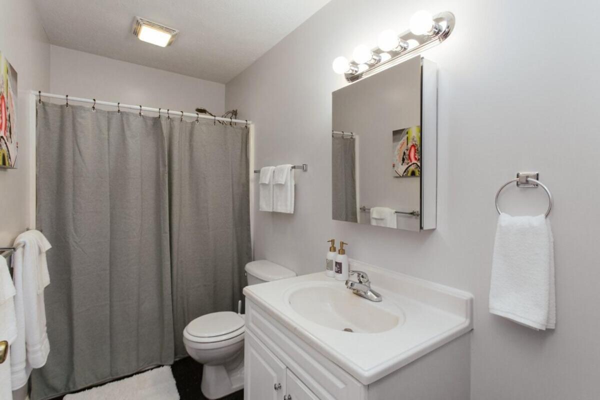 The Cozy Corner Near Downtown 2br * Athens