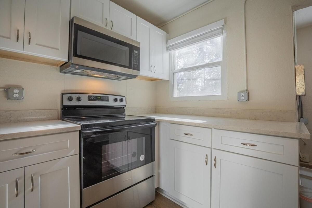 The Garden House - 2 Miles To Sanford Stadium Holiday home *