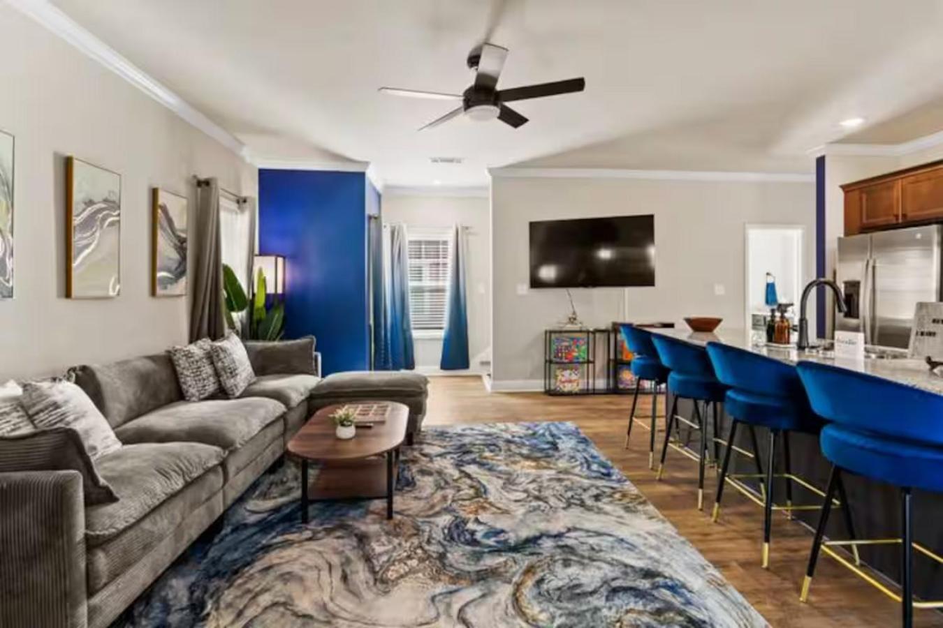 Apartment 4 King Beds - Sleeps 24 - By Dt & Uga - Game Athens