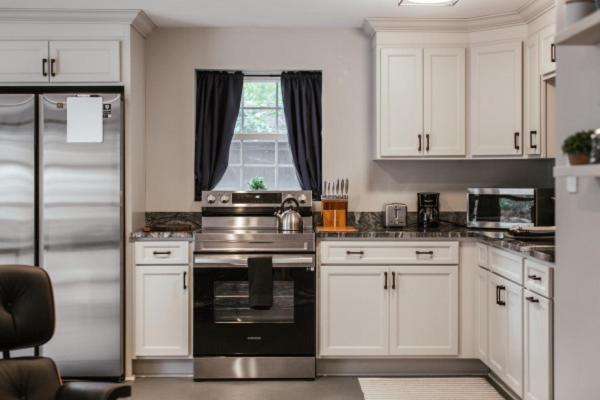 1br 1bath - Greenway Garage W Firepit *