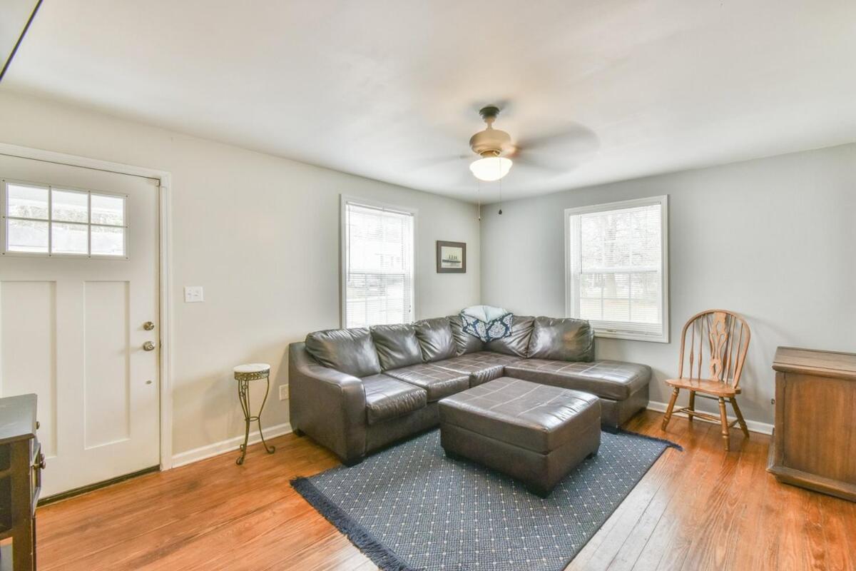 5 Minutes To Downtown Athens! - 4 Bedroom!