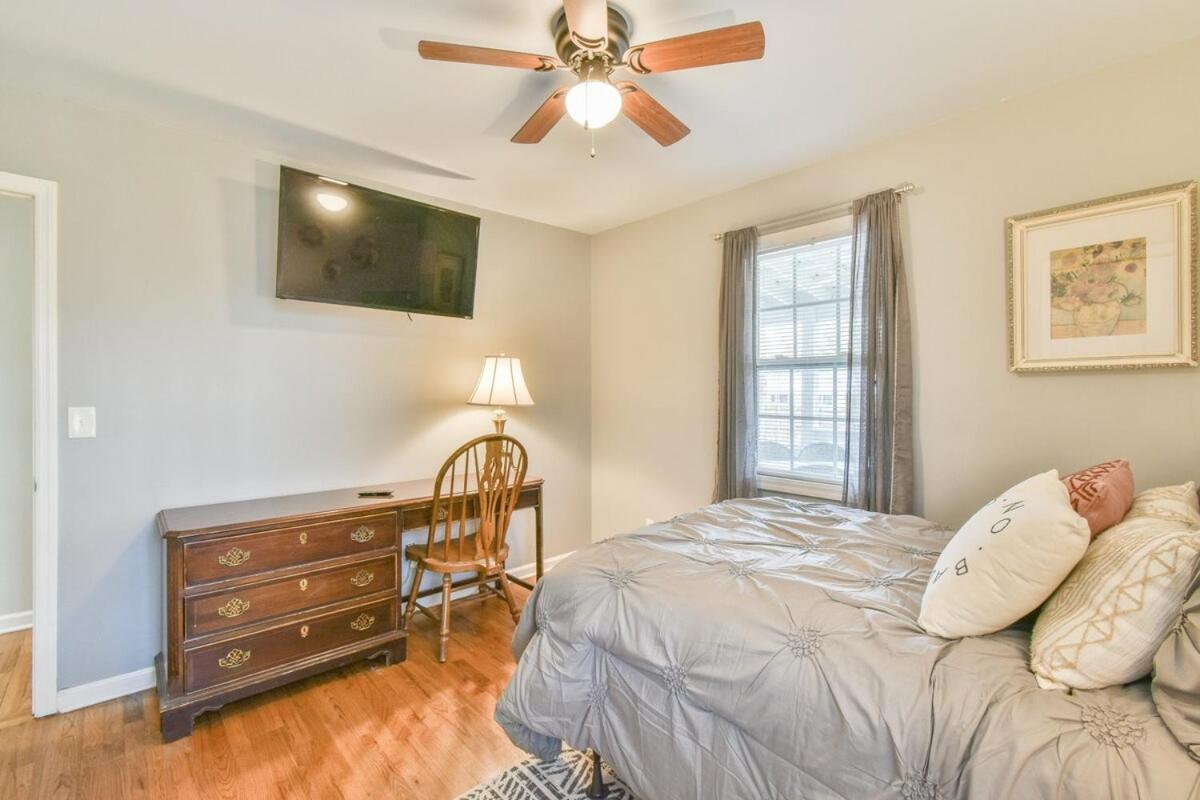 5 Minutes To Downtown Athens! - 4 Bedroom! * Athens