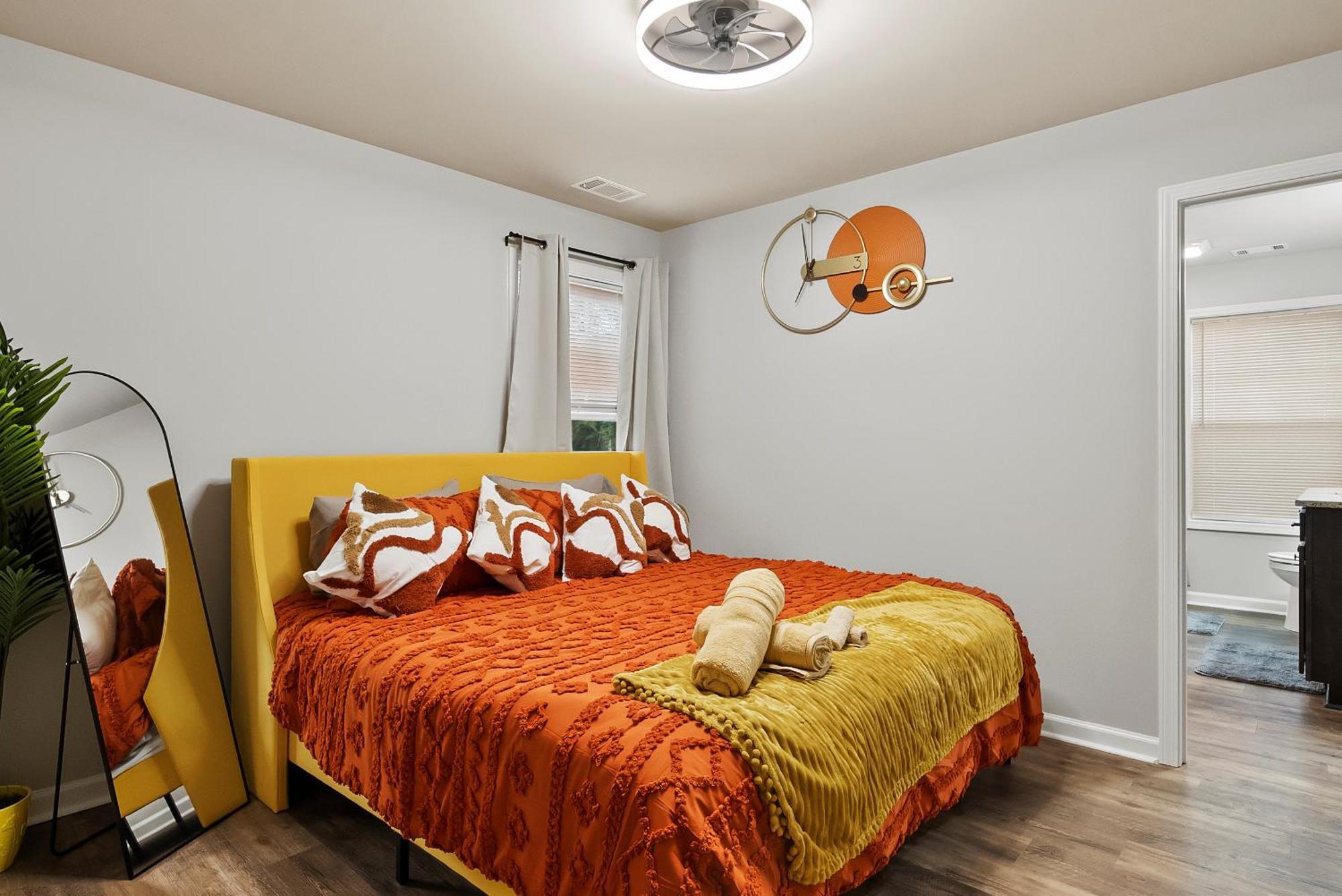 2 King Beds | Modern Retreat House + Game