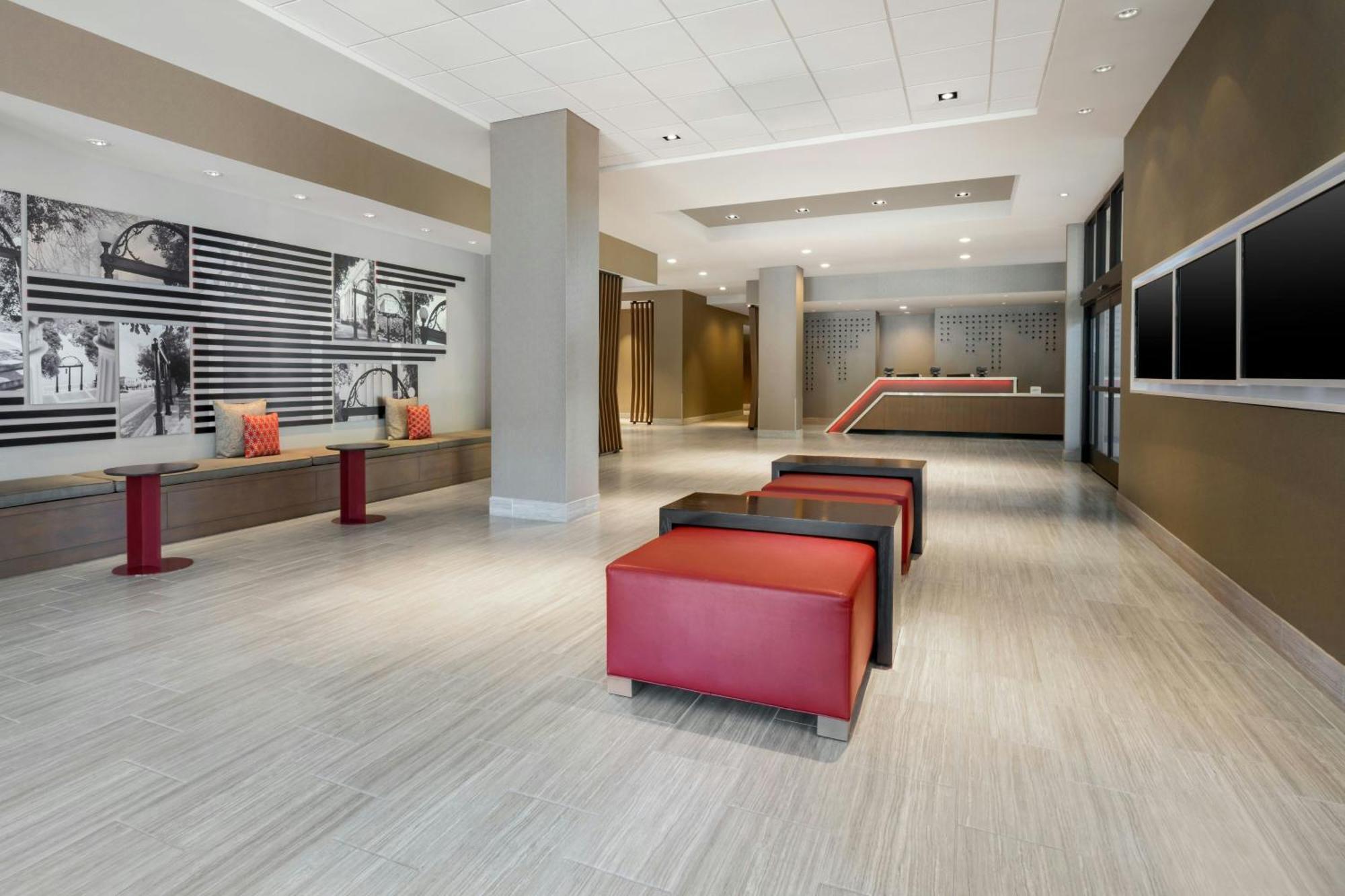 Springhill By Marriott Downtown/university Area Hotel 3*