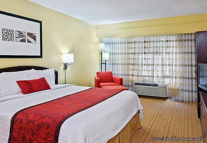Courtyard By Marriott Downtown 3* Athens