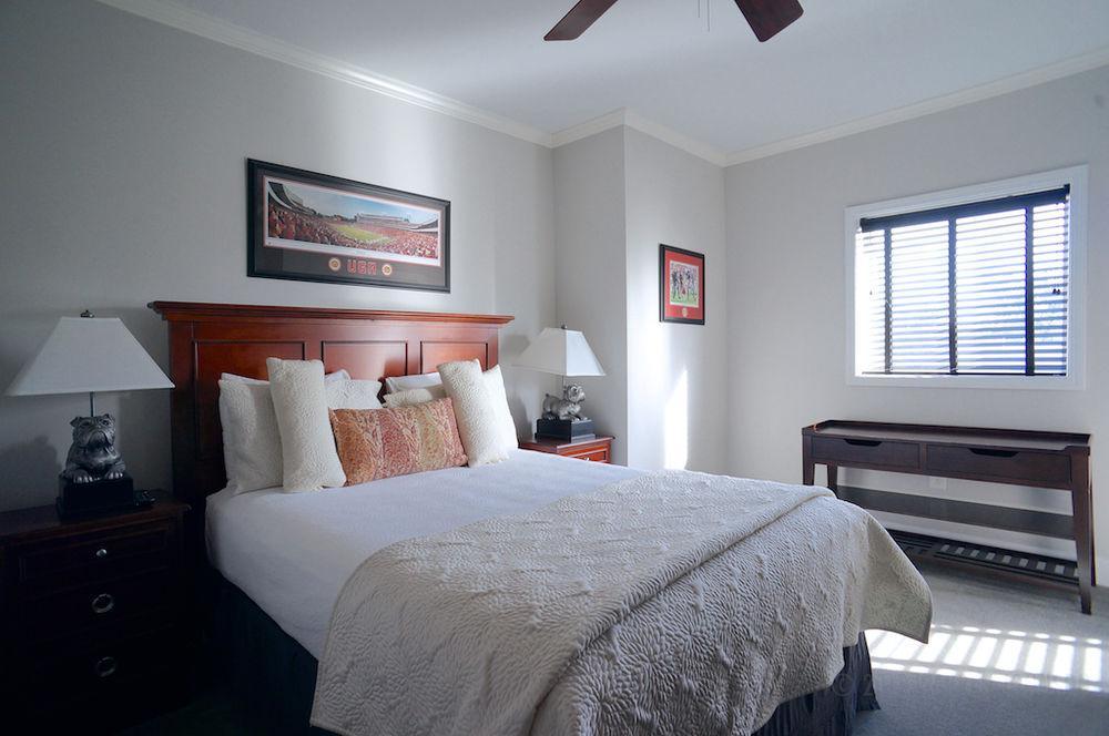 Georgia Gameday Center Hotel 5*