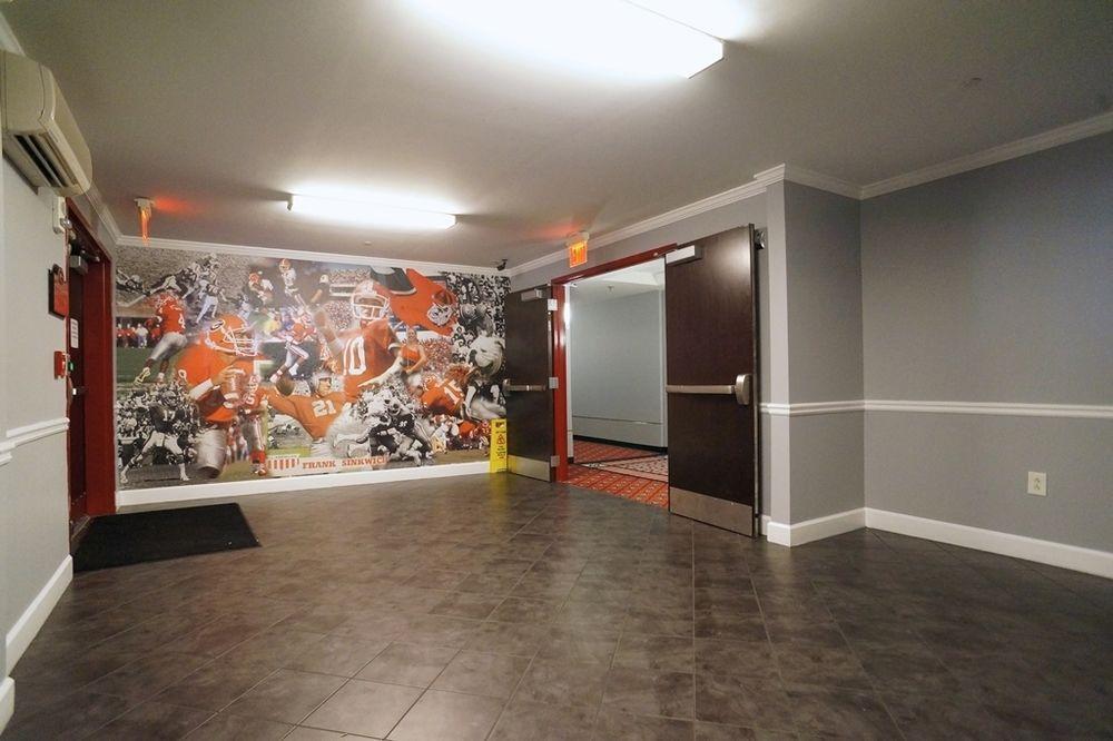 Georgia Gameday Center Hotel