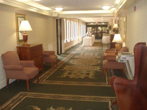- Area Hotel 3*