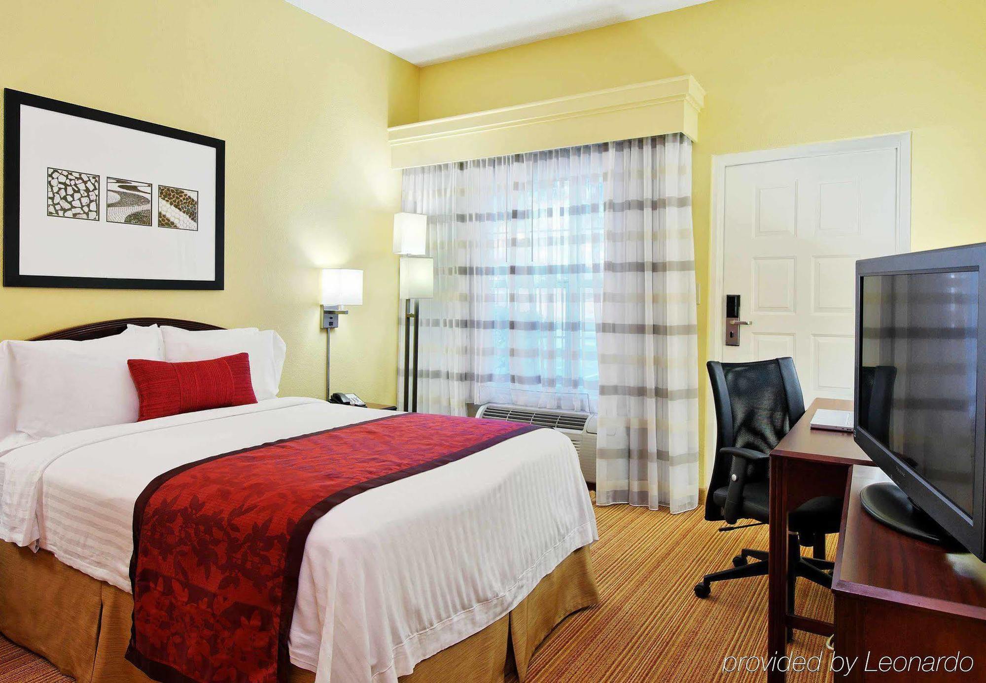 Hotel Courtyard By Marriott Downtown 3*
