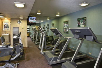 The Of Georgia Center For Continuing Education & Hotel 3*