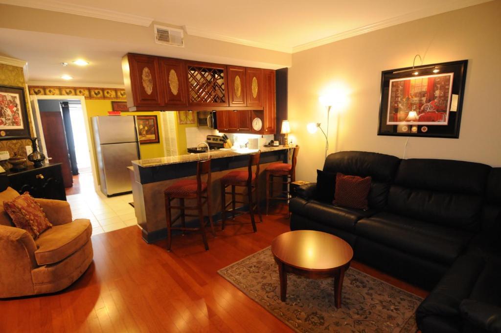 Georgia Gameday Center Hotel Athens