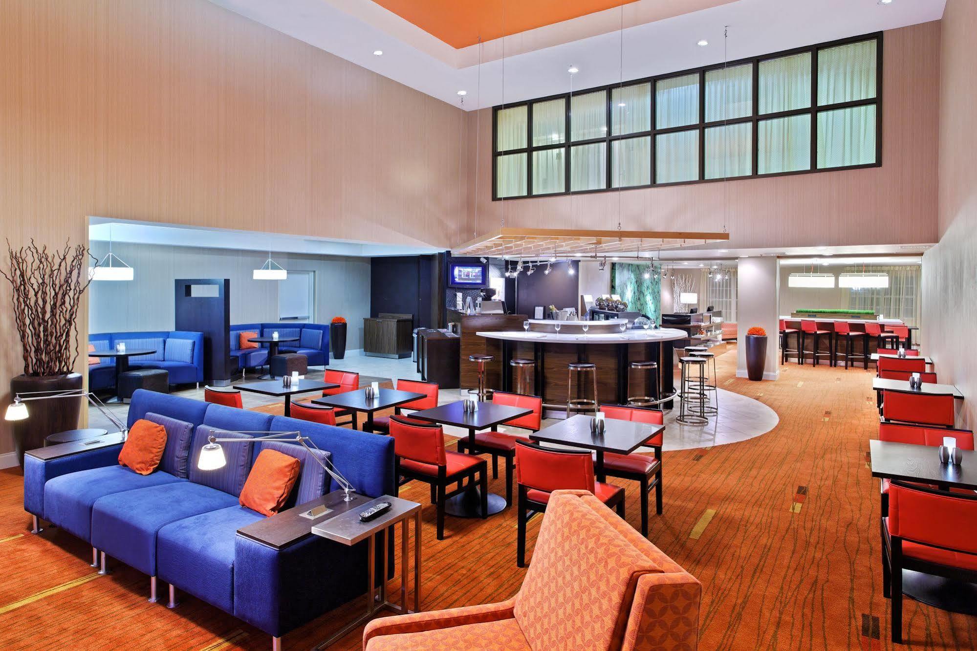 Hotel Courtyard By Marriott Downtown