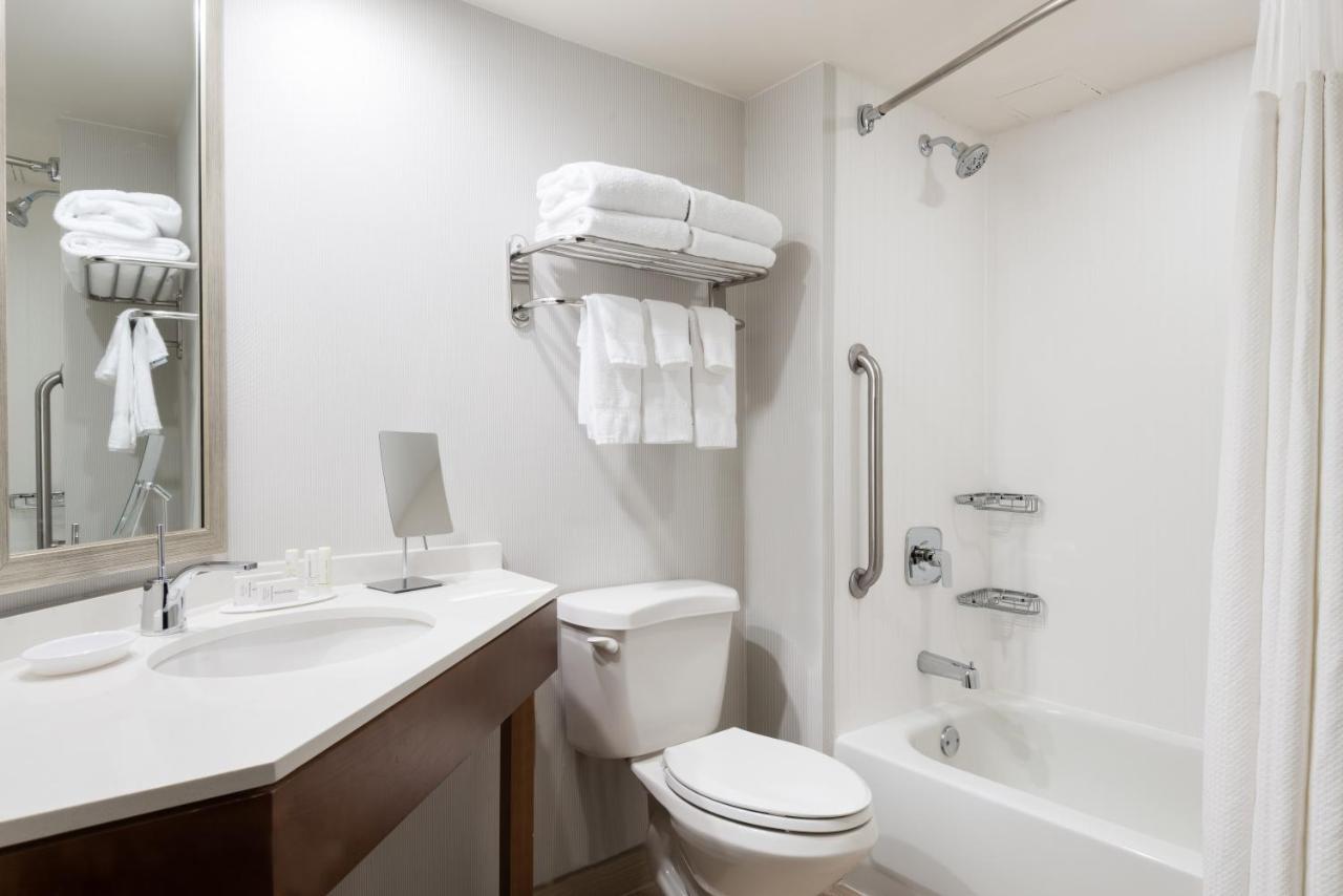 Courtyard By Marriott Downtown Hotel Athens