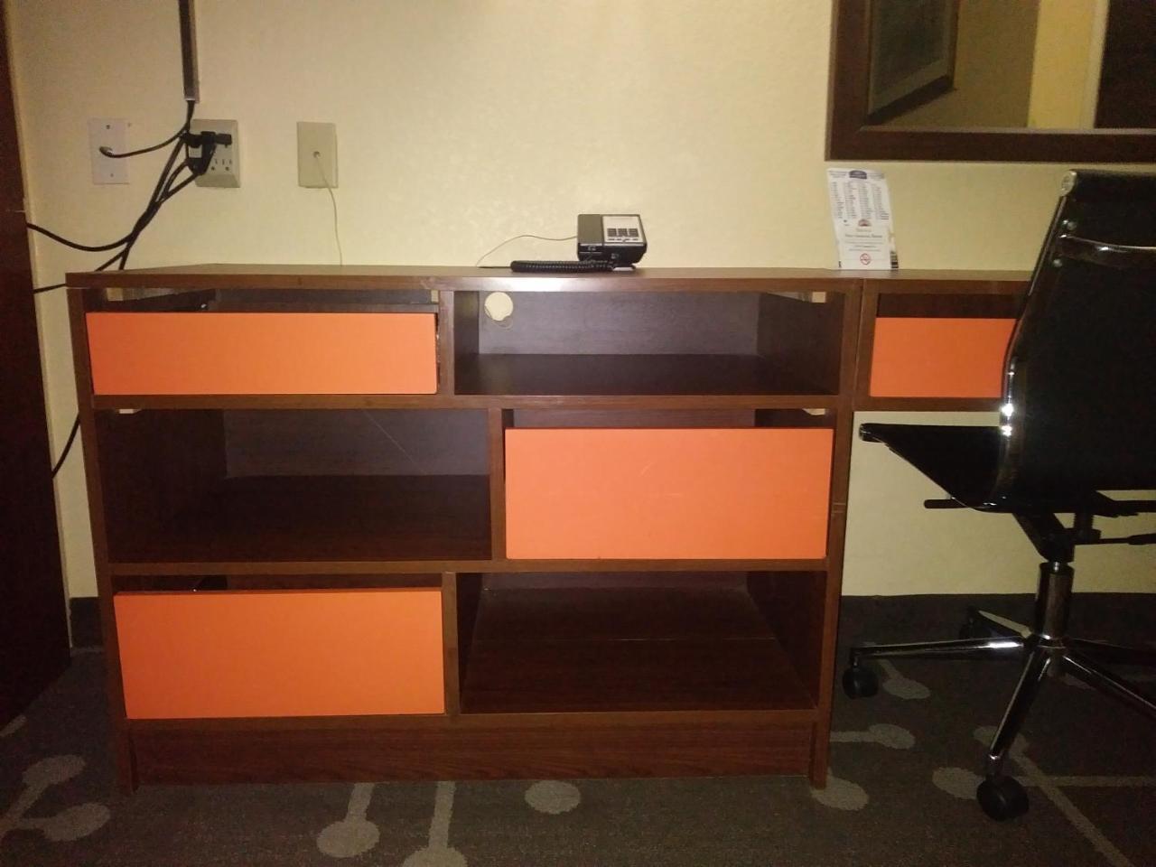 Hotel Howard Johnson By Wyndham 2*