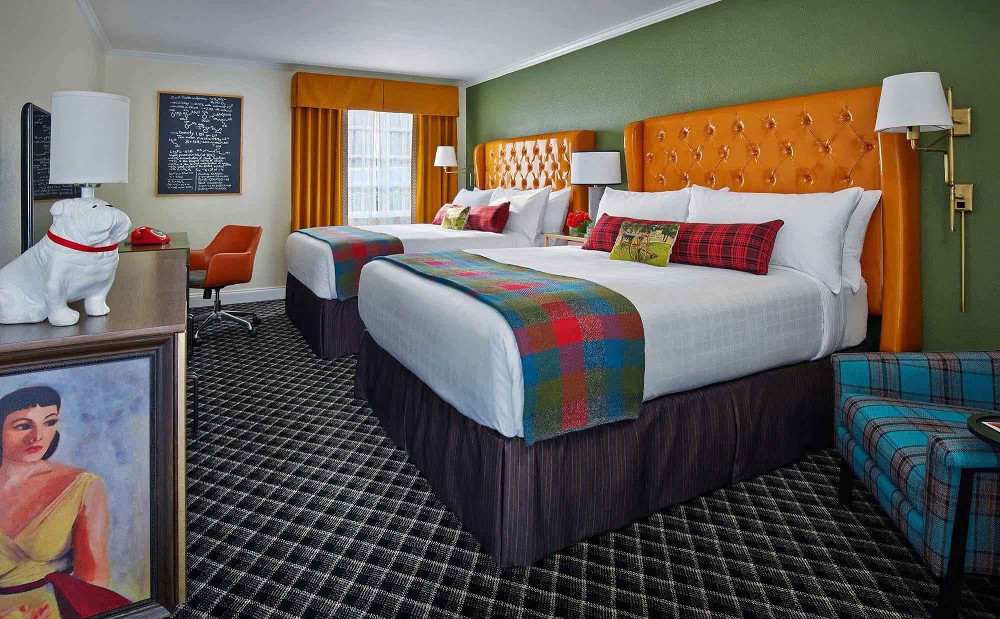 Abacus 4* Athens