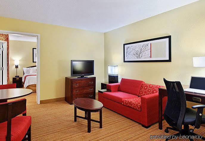 Courtyard By Marriott Downtown Hotel Athens