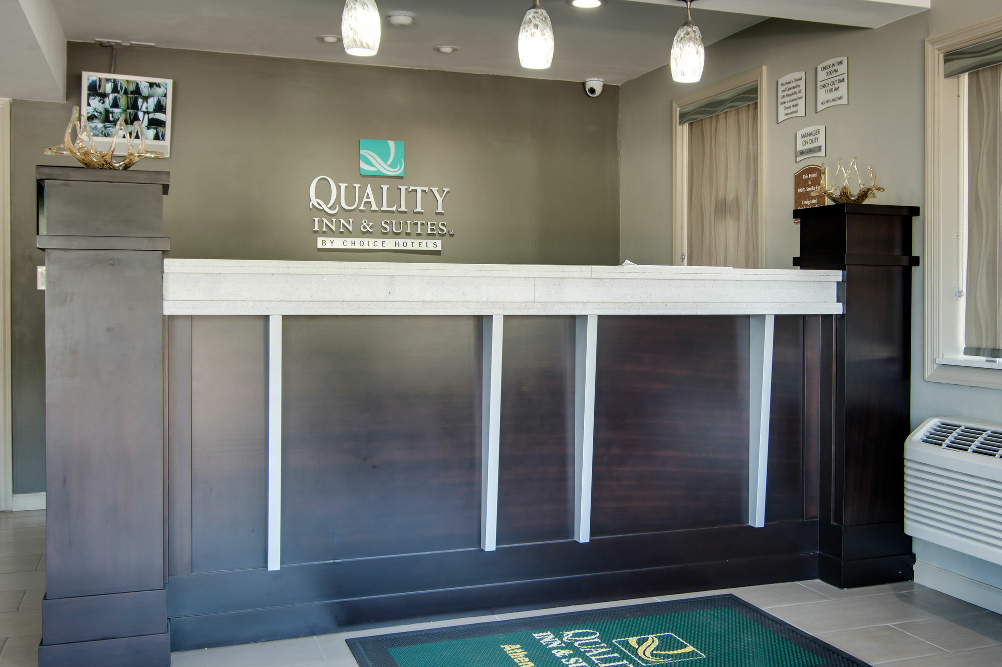 Hotel Quality & Area