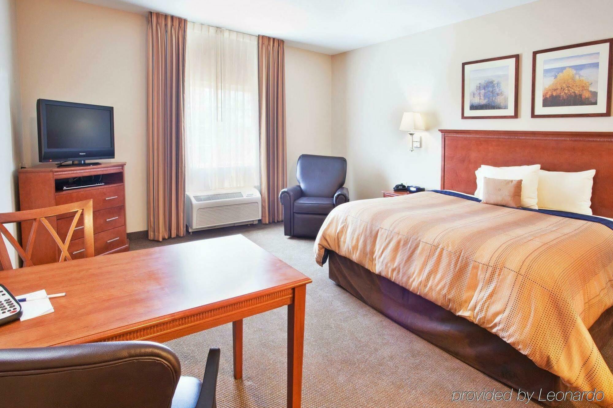 Candlewood By Ihg Athens