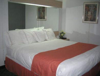 Microtel By Wyndham Hotel Athens