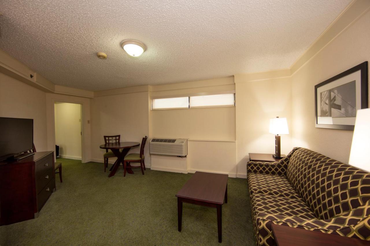 Hotel - Area 3*