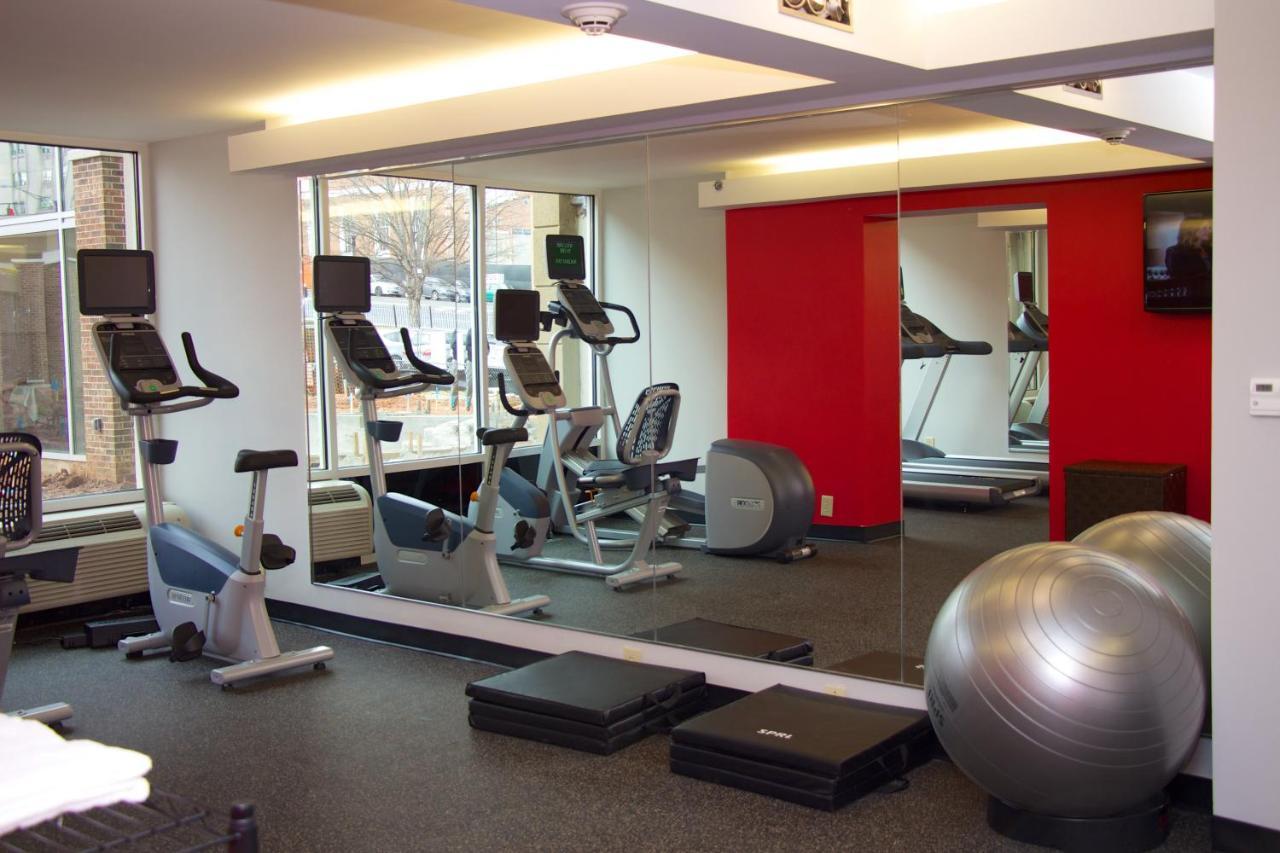 - Area Hotel Athens