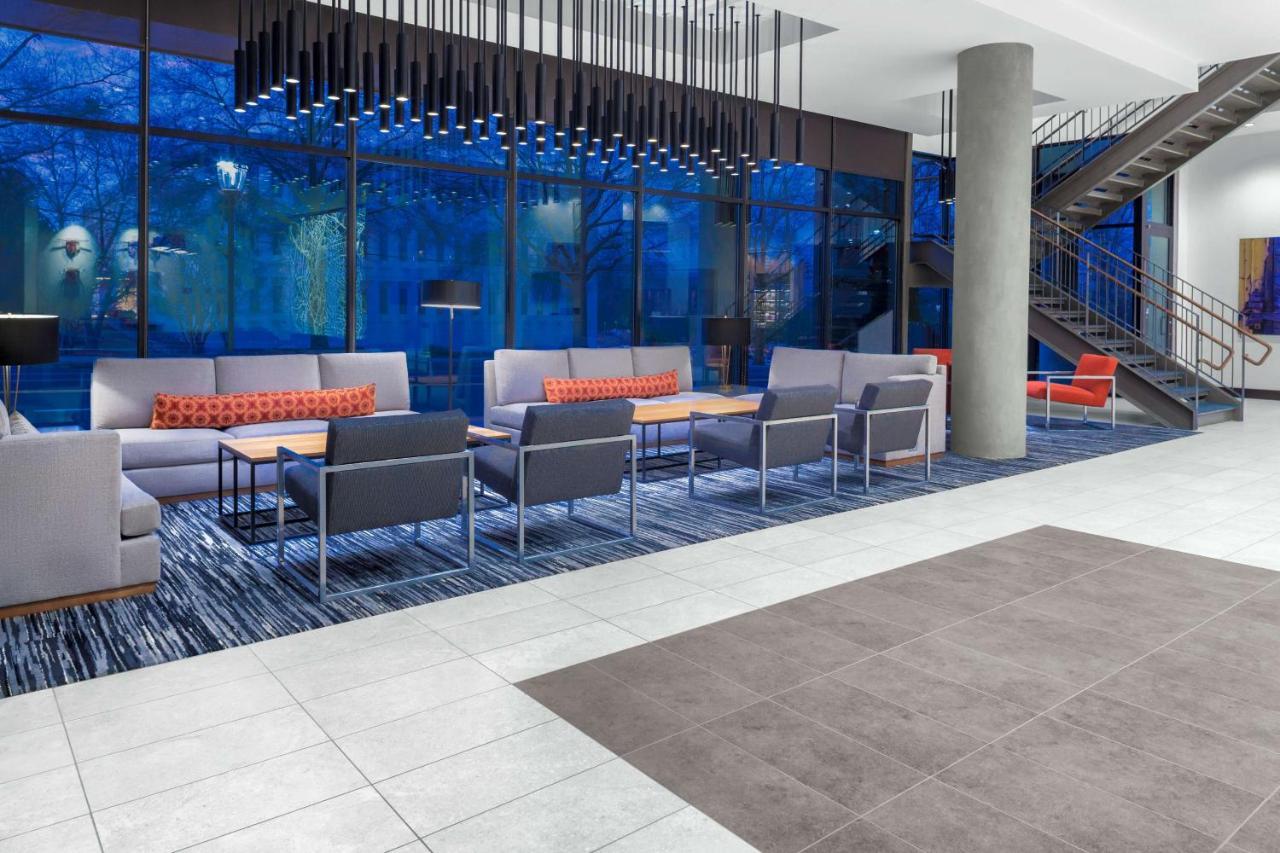 Hyatt Place Downtown Hotel