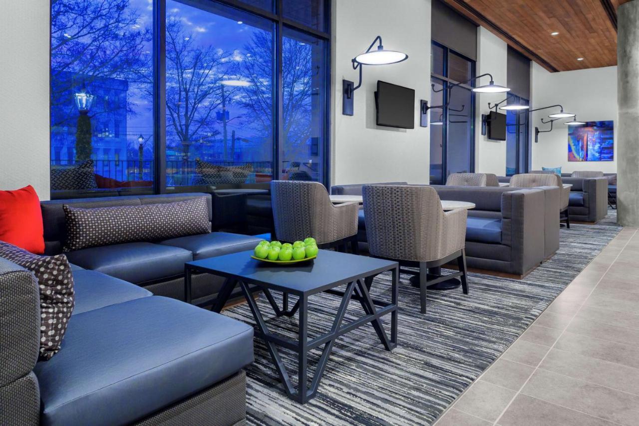 Hyatt Place Downtown Hotel