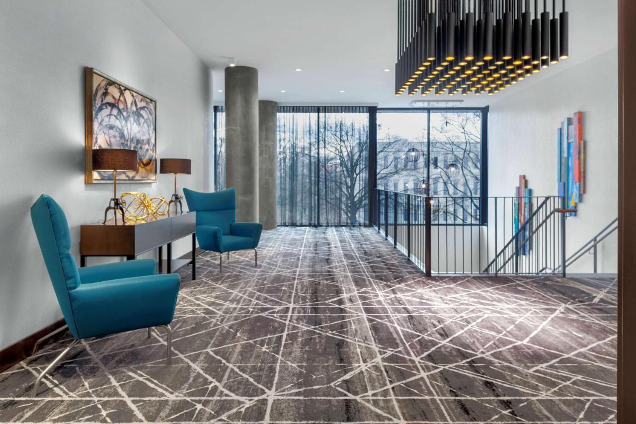 Hyatt Place Downtown 3*