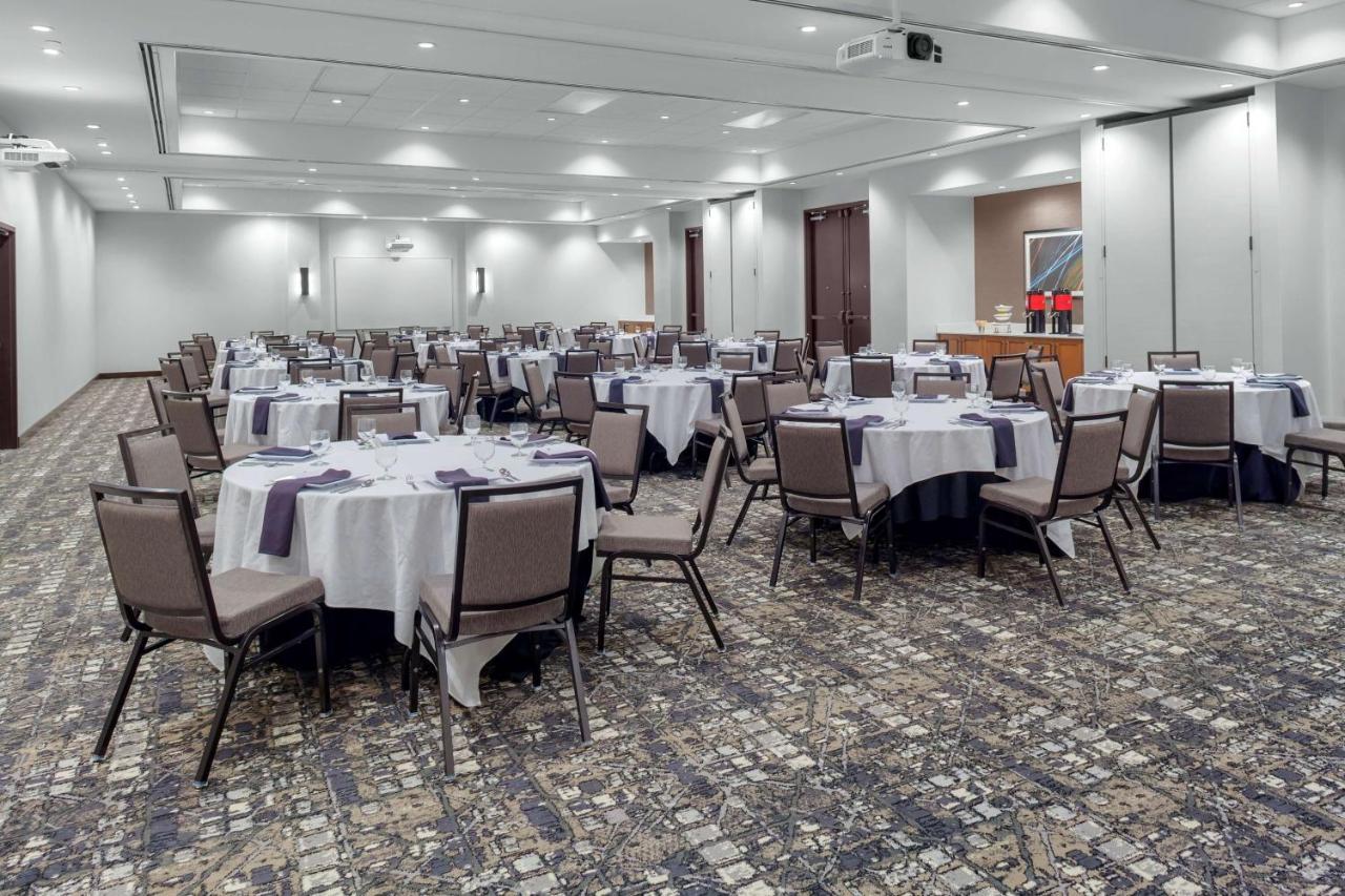 Hyatt Place Downtown Hotel 3*