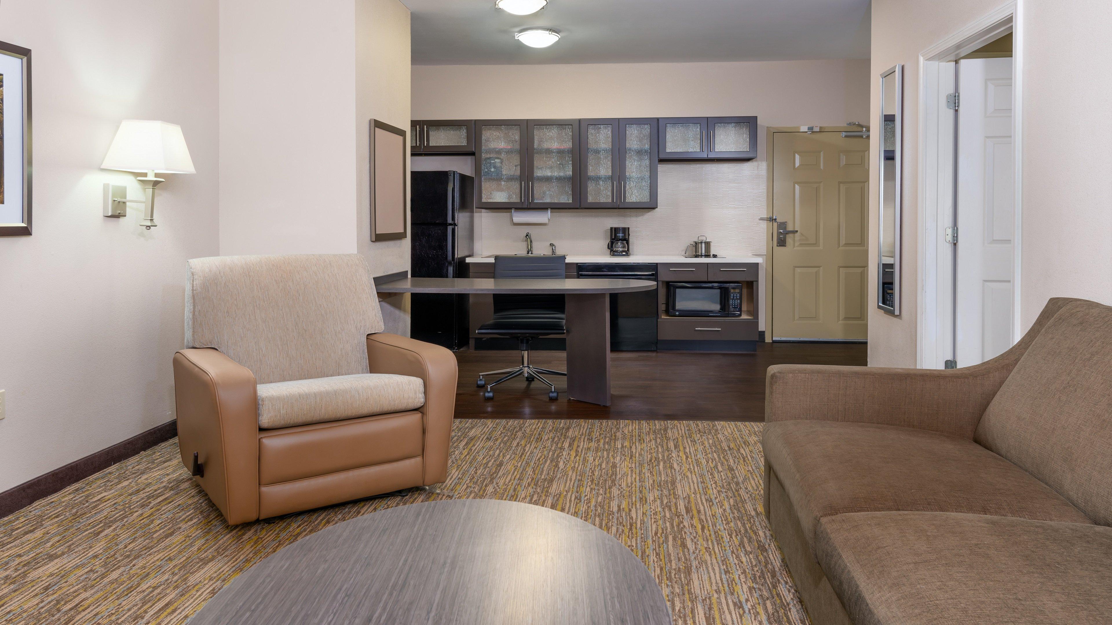 Candlewood By Ihg Athens