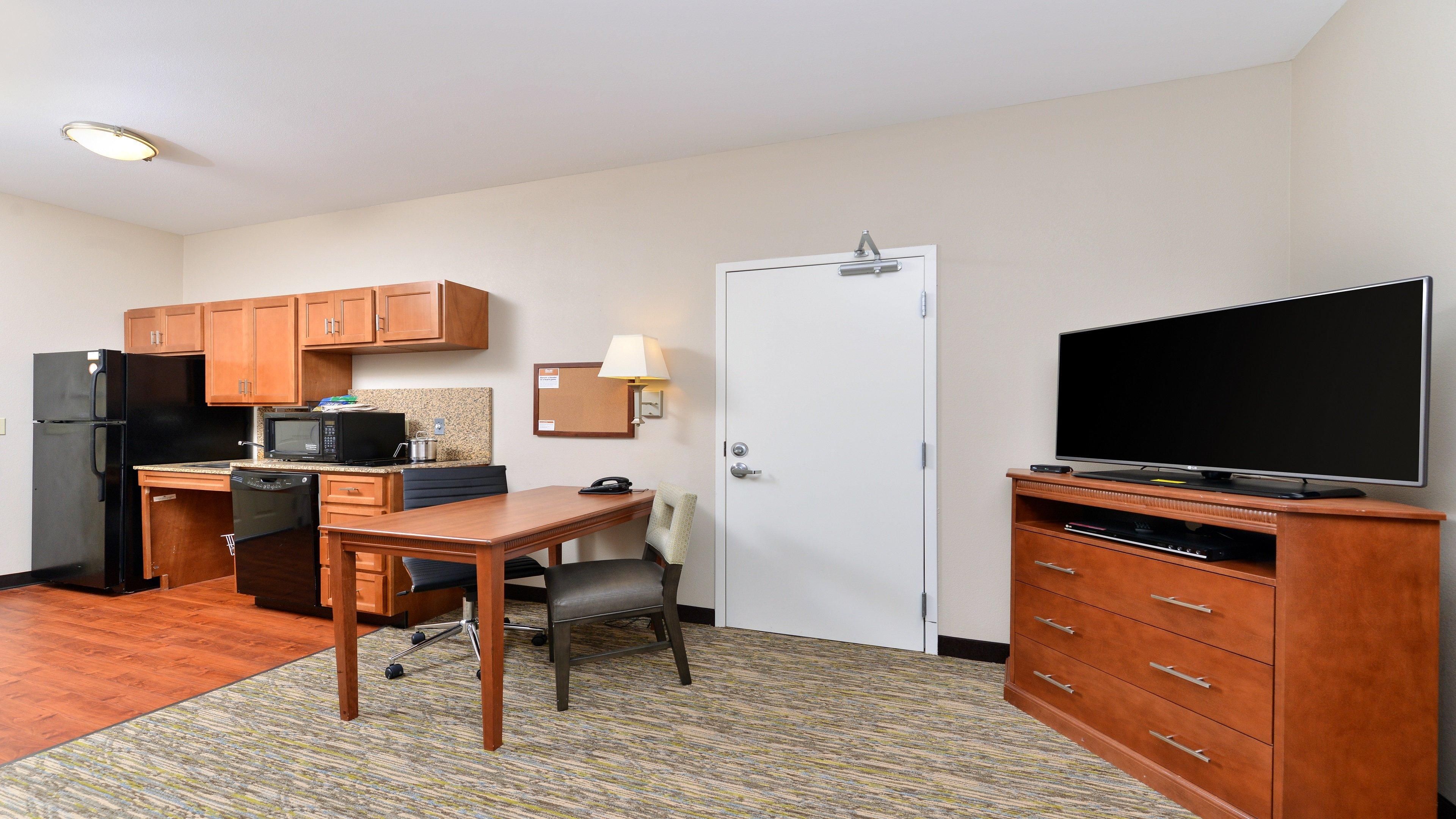 Candlewood By Ihg Hotel