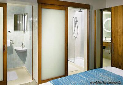 Springhill By Marriott West Hotel