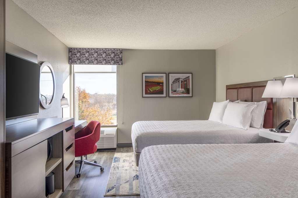 Hotel Hampton 3*