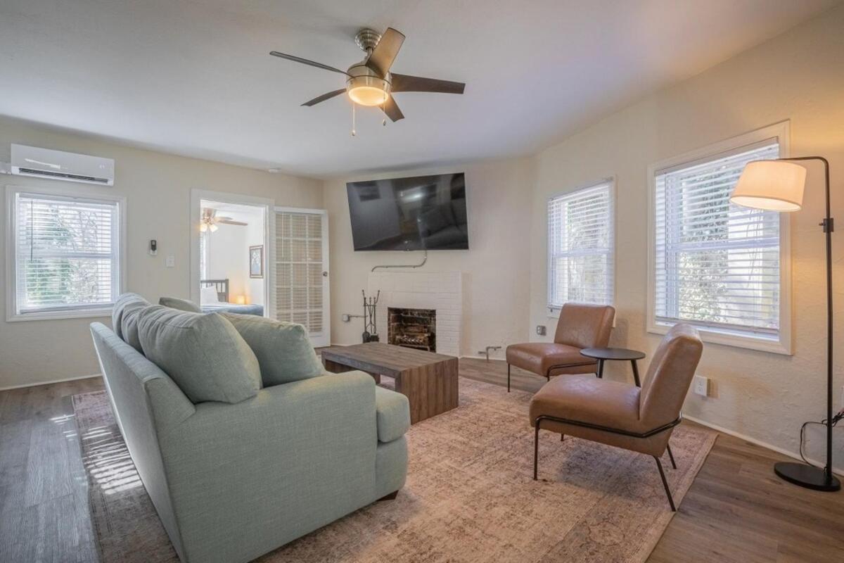 The Garden House 2 Miles To Sanford Stadium *