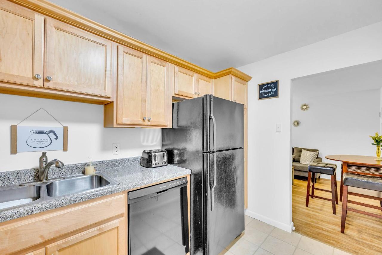 Classic Getaway - 1 Mile Walk To Sanford Stadium! Holiday home