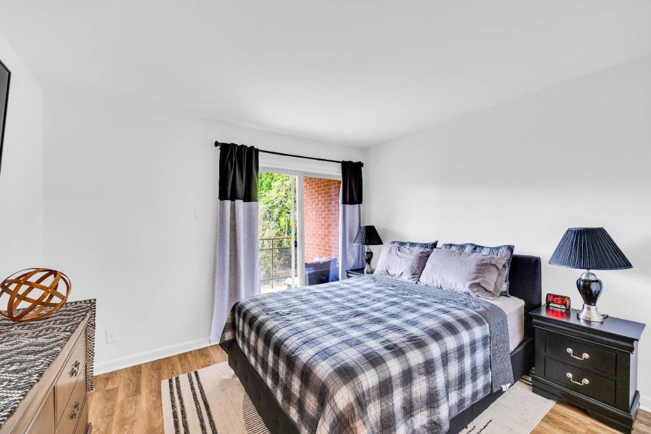 Classic Getaway - 1 Mile Walk To Sanford Stadium! Holiday home *