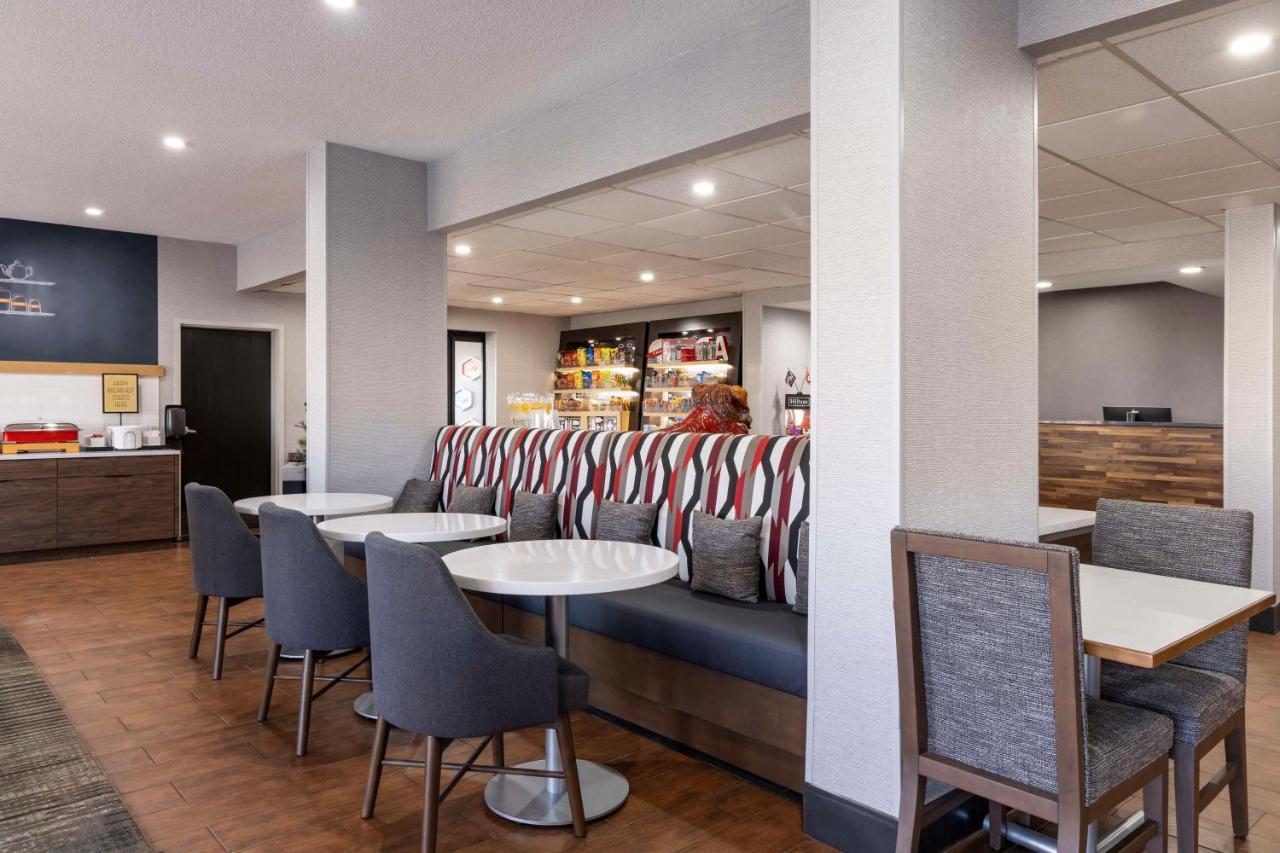 Hampton Hotel