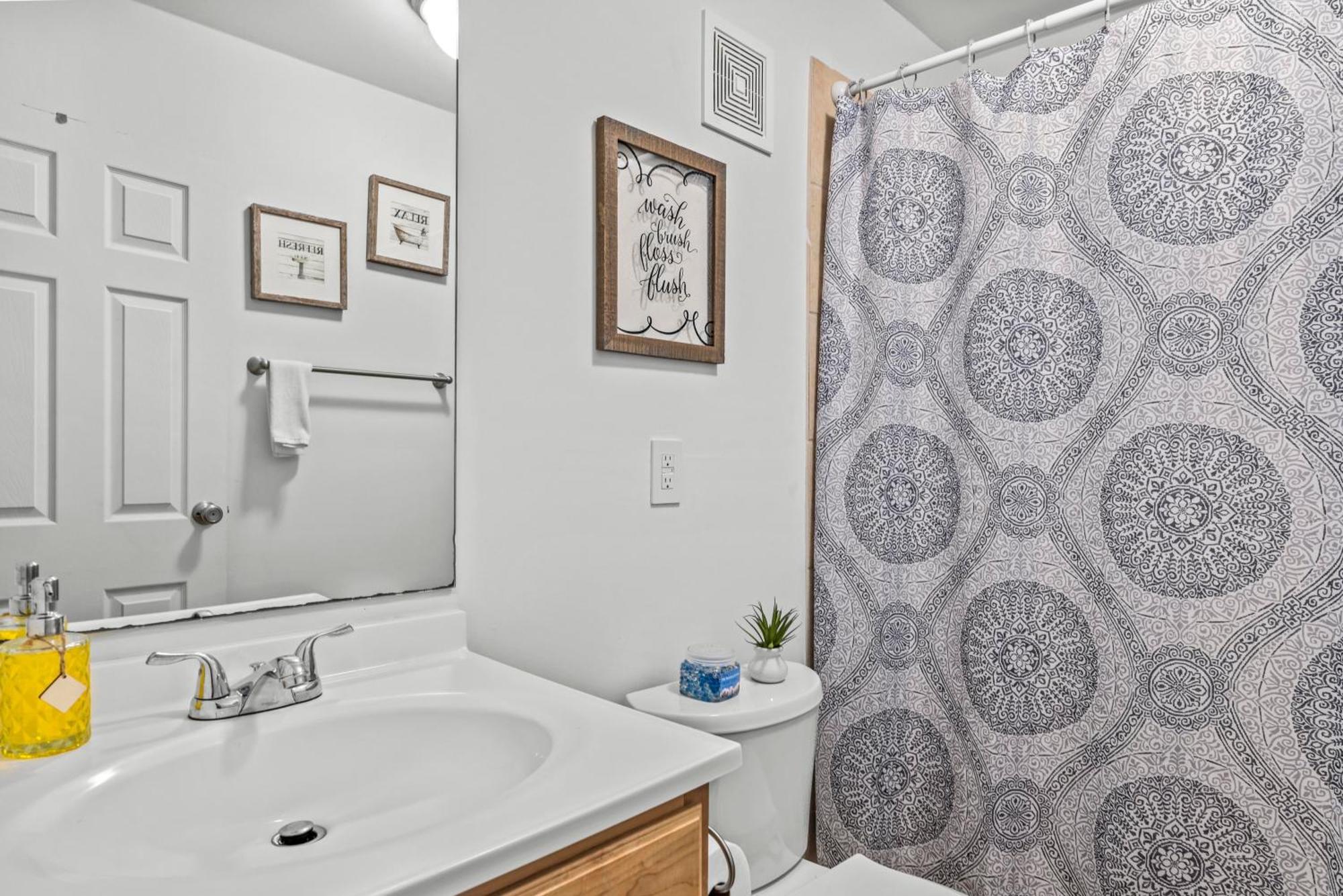 Classic Getaway - 1 Mile Walk To Sanford Stadium! Holiday home