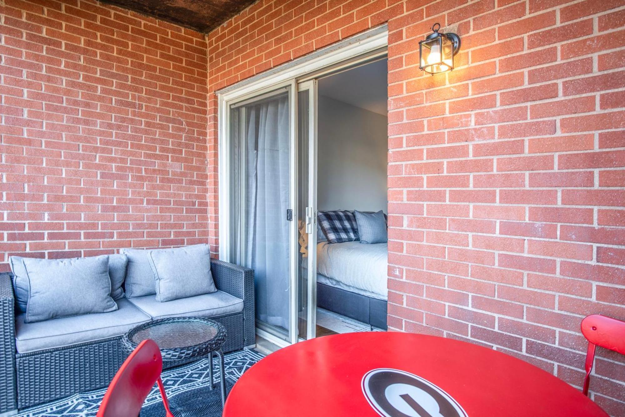 Holiday home Classic Getaway - 1 Mile Walk To Sanford Stadium!